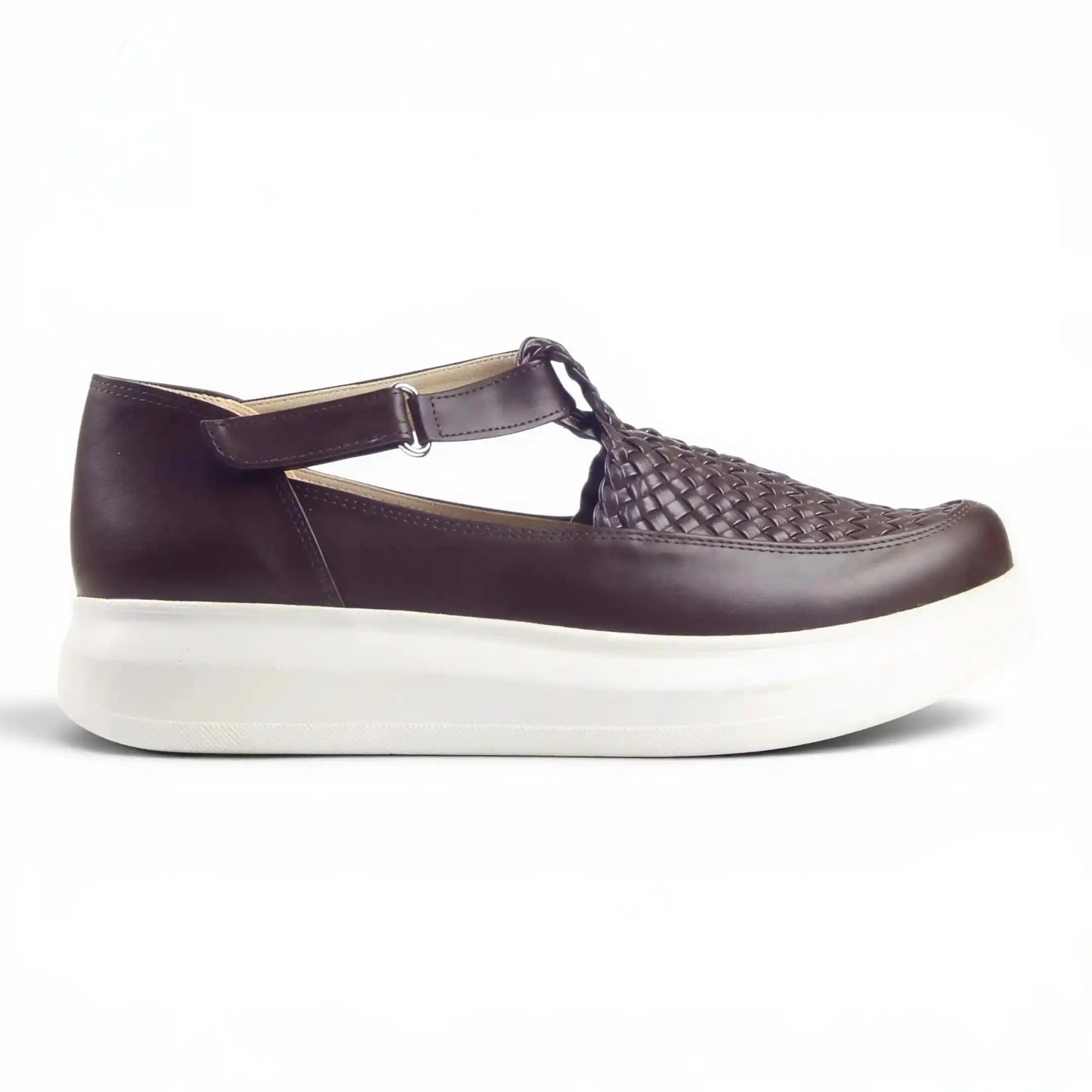 Handwoven Closed Sneakers R901
