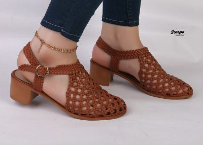 sandal vesba handbraided  R450 3cm