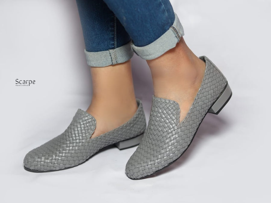 Hand-Braided Shoes R200 2cm