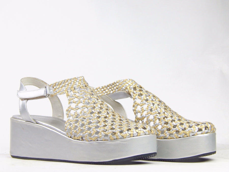 Wedge 6cm braided sandals R700