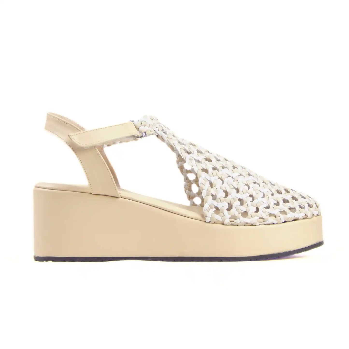 Wedge 6cm braided sandals R700