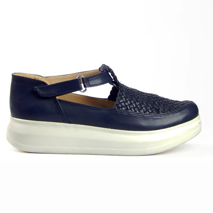 Handwoven Closed Sneakers R901