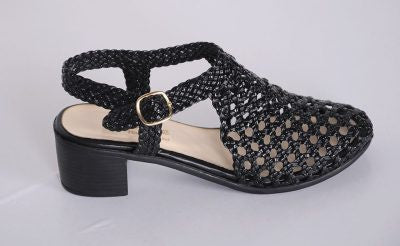 sandal vesba handbraided  R450 3cm