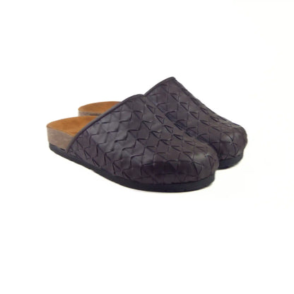 Obsidian Clogs