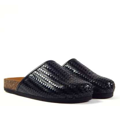 The Onyx Weave Clog