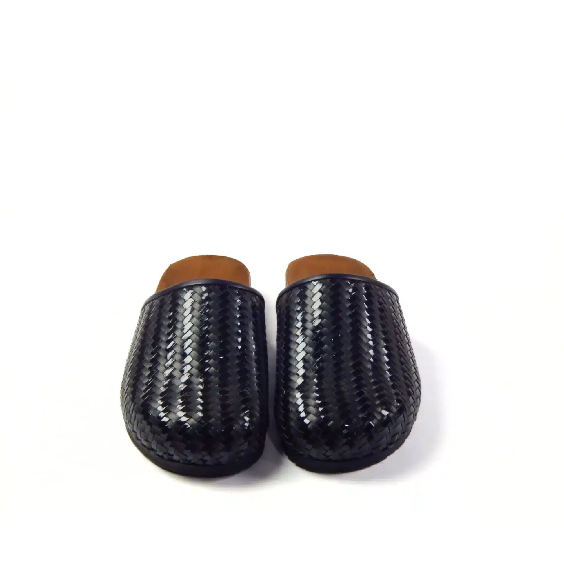 The Onyx Weave Clog