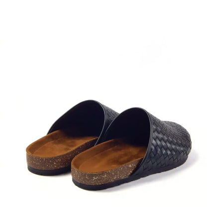 Onyx Clogs