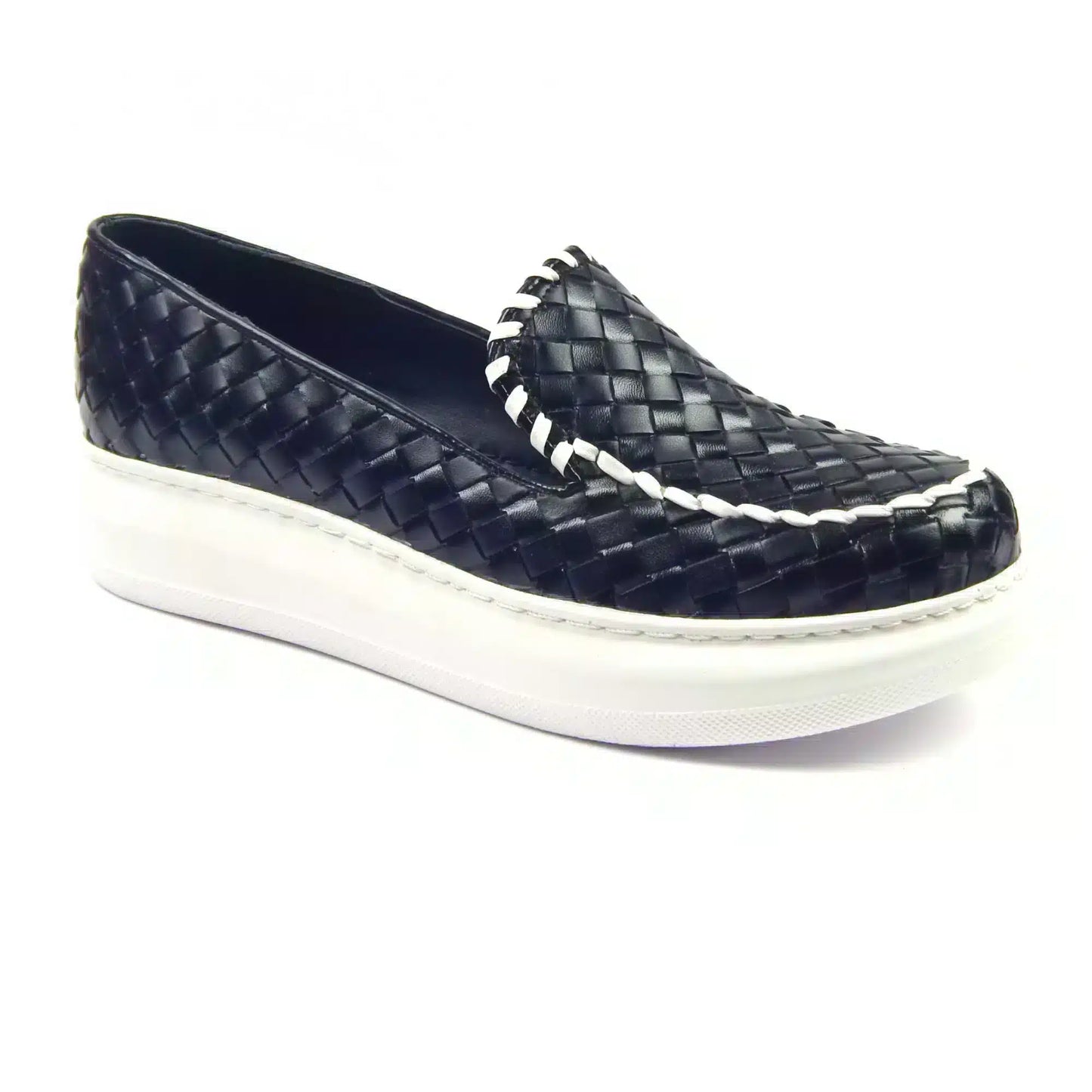 Handwoven Closed Sneaker