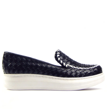 Handwoven Closed Sneaker