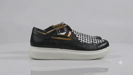 Handwoven Closed Sneakers R901