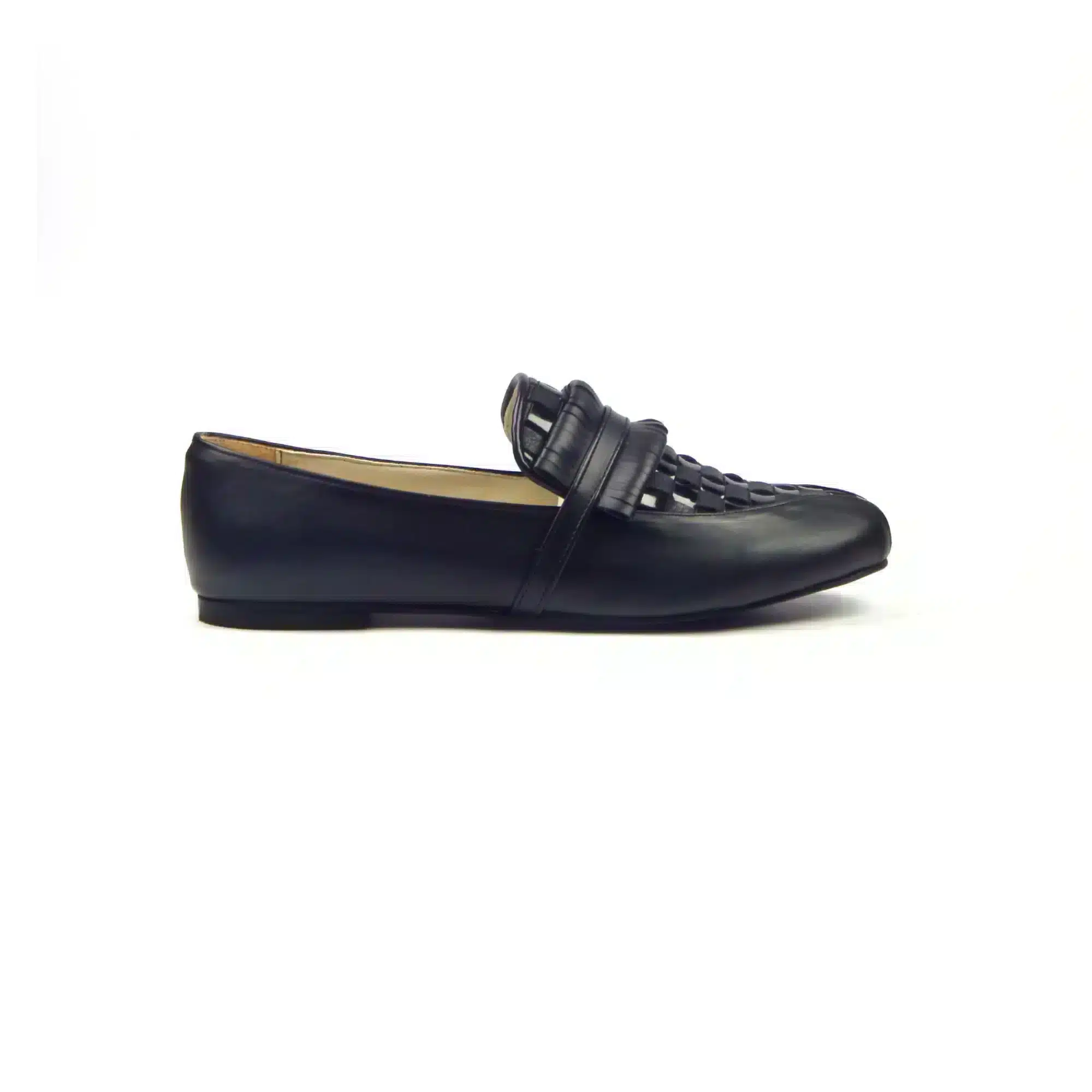 Untitled design (32)-2000x2000 Hand-Braided Shoe – 1 cm - Image 1