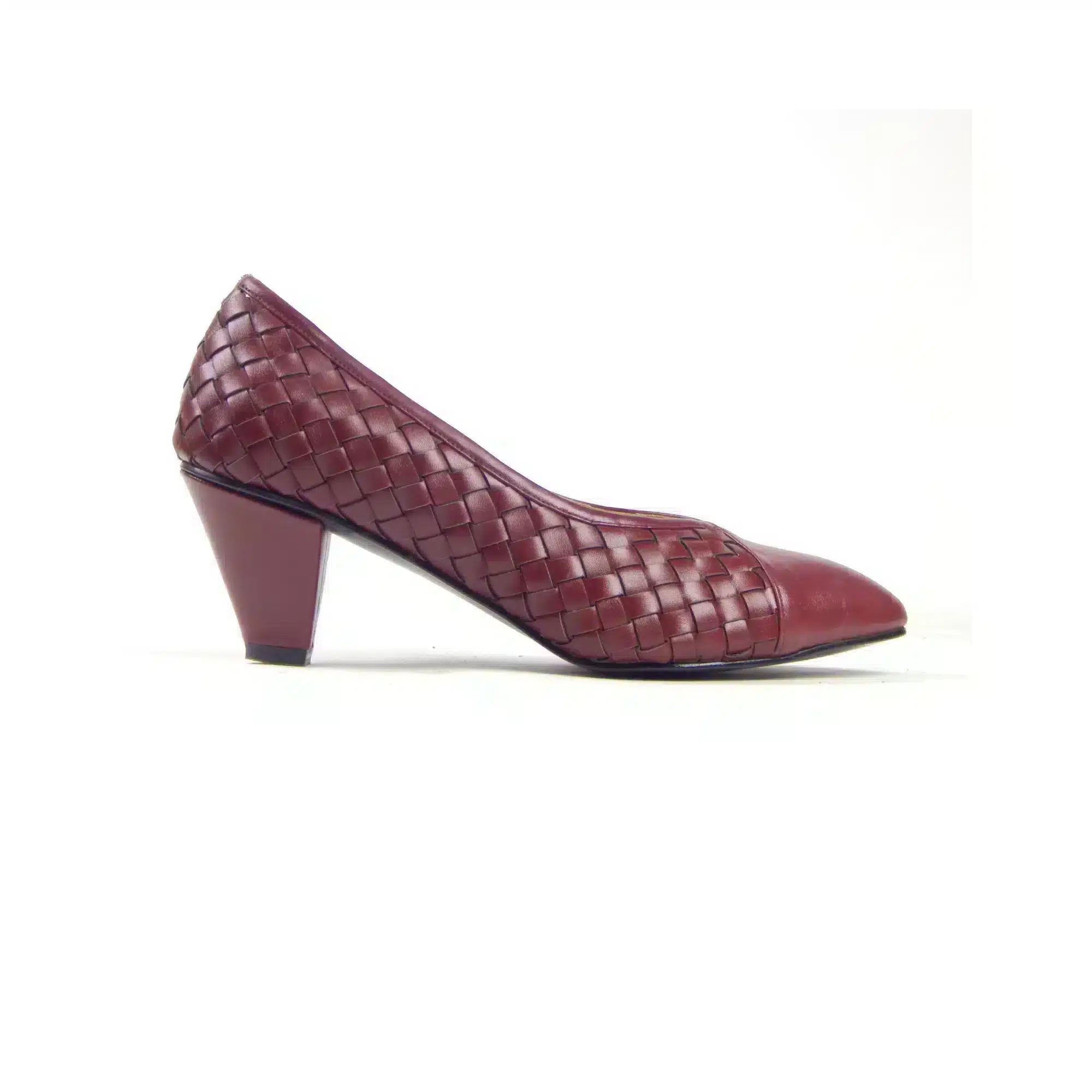 Untitled design (20)-2000x2000 Decollete Shoe with Side Braid – 5cm - Image 1